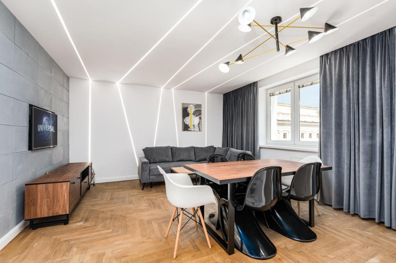 ורשה Apartament Moniuszki By Your Freedom מראה חיצוני תמונה